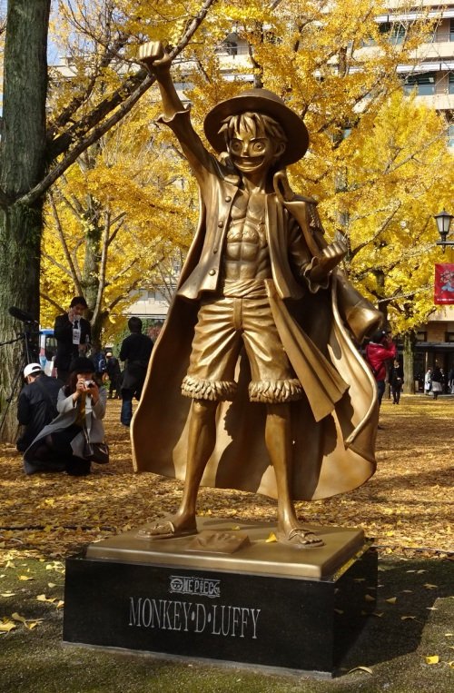 Kumamoto Governor Erects More One Piece Statues After Complaints About Luffy Statue