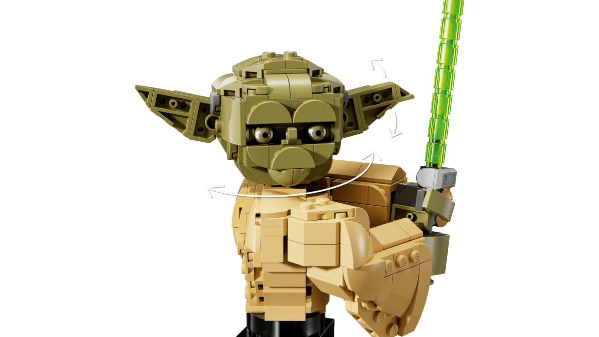 LEGO Star Wars: Attack of the Clones Yoda Bust with Lightsaber