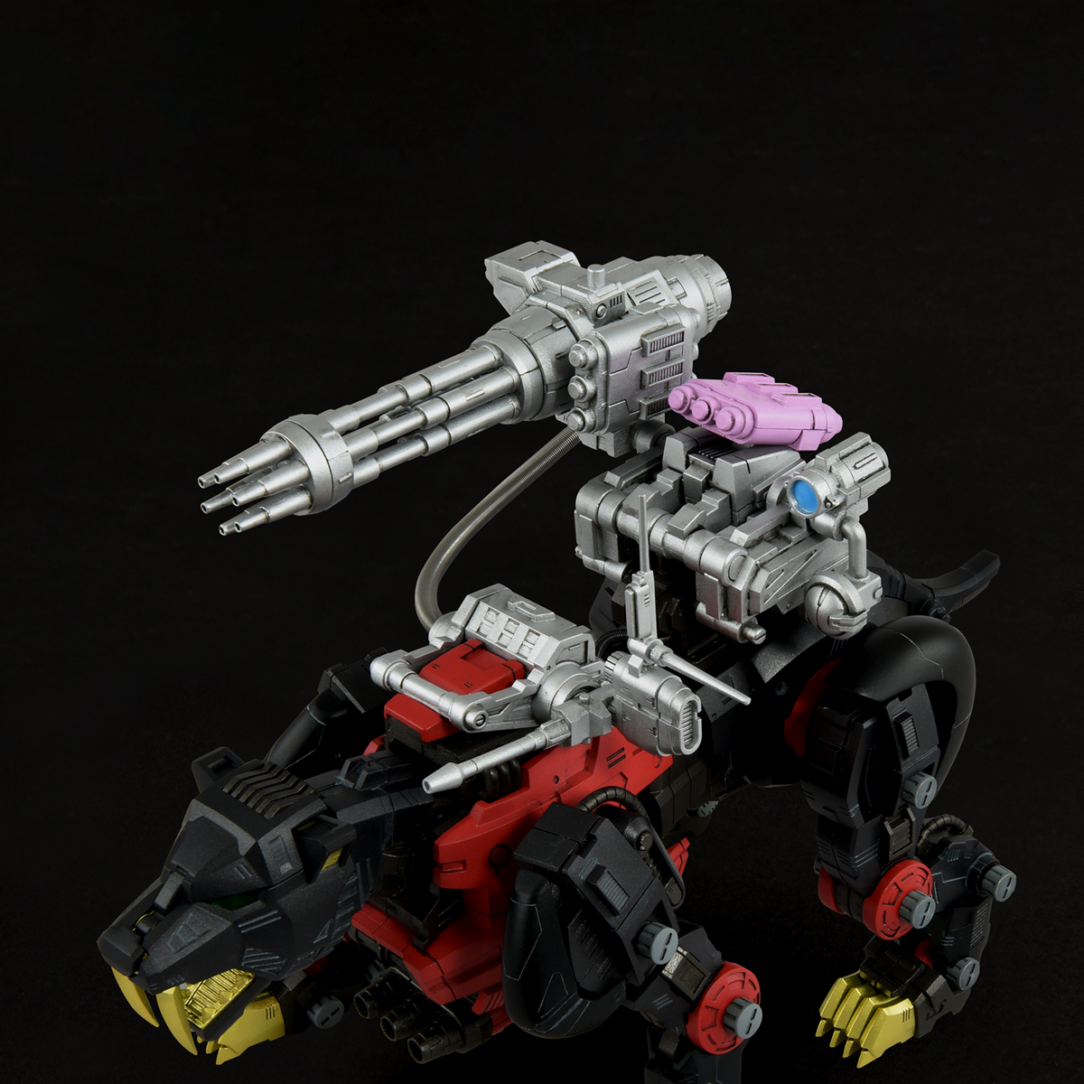 Zoids Realize Model RMZ-006 Saber Tiger Schwarz Special 1/100 Scale Model Kit (Reissue)