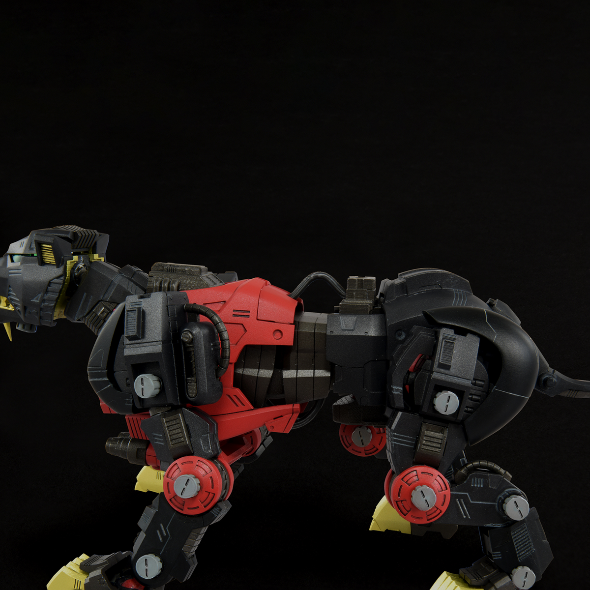 Zoids Realize Model RMZ-006 Saber Tiger Schwarz Special 1/100 Scale Model Kit (Reissue)