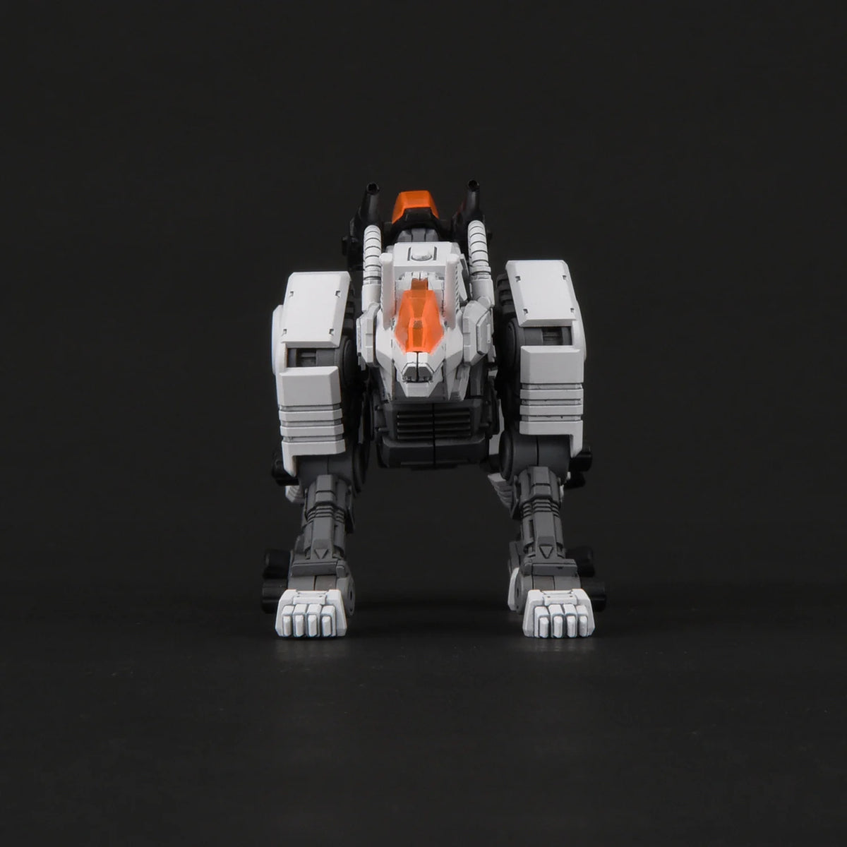 Zoids Realize Model RMZ-003 Command Wolf 1/100 Scale Model Kit (Reissue)