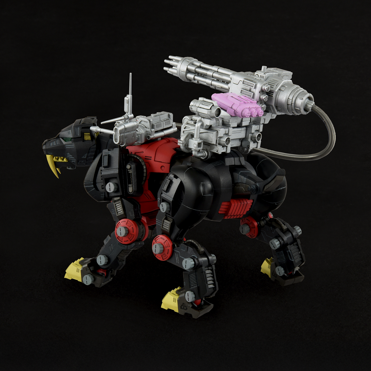 Zoids Realize Model RMZ-006 Saber Tiger Schwarz Special 1/100 Scale Model Kit (Reissue)