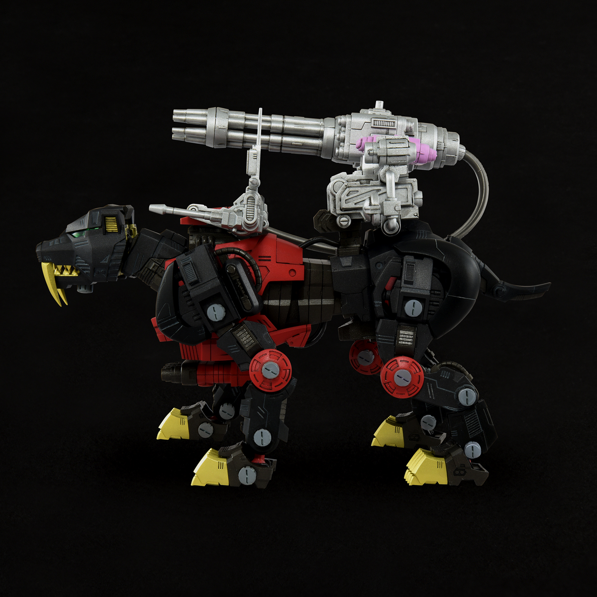 Zoids Realize Model RMZ-006 Saber Tiger Schwarz Special 1/100 Scale Model Kit (Reissue)